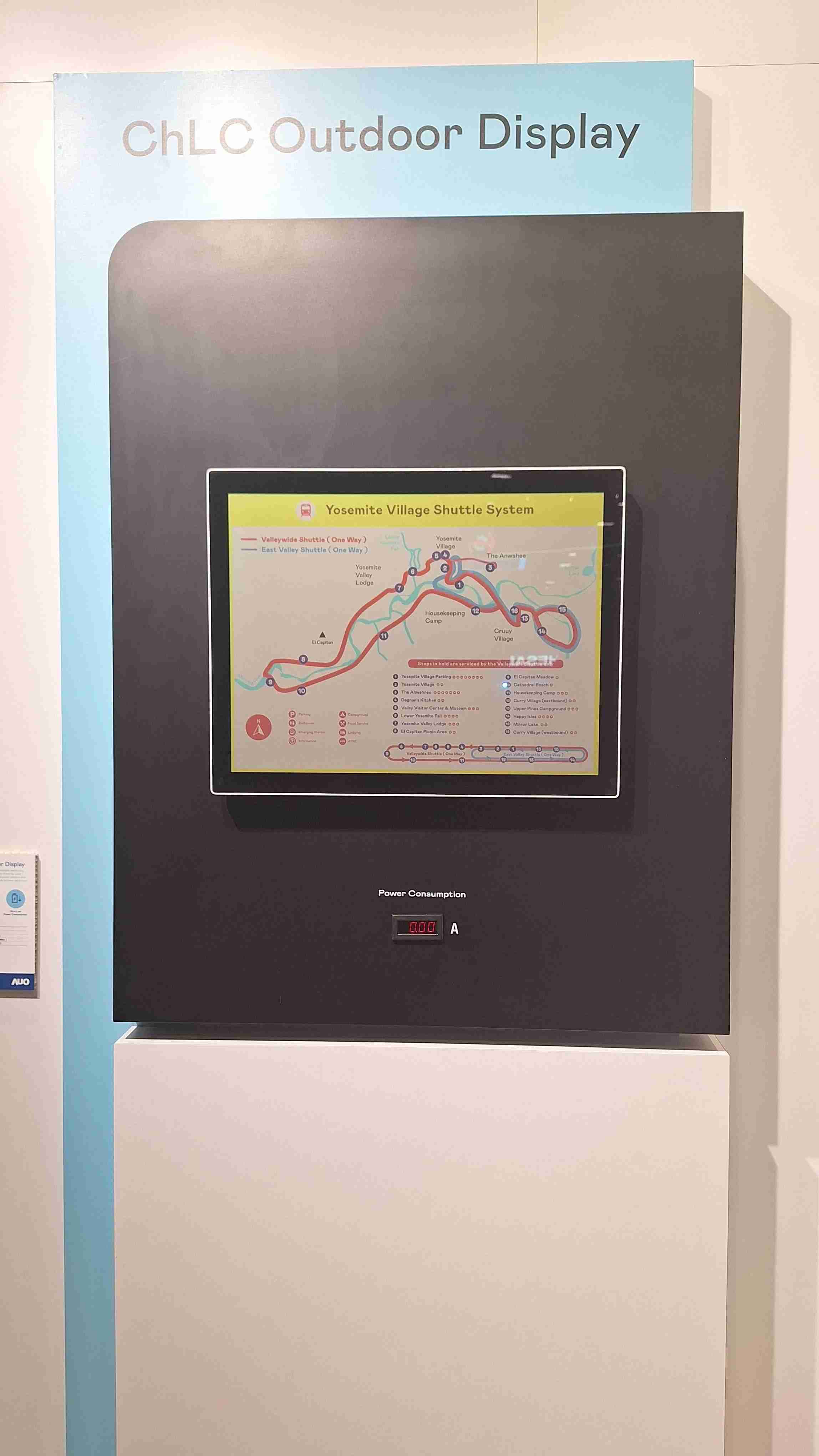 尊龙z6的「胆固醇液晶超低耗能户外全彩显示器」不只环保省电，，，，且符合户外严苛使用环境，，拥有在摄氏-30度至85度下的宽温使用优势，，并且强光愈强愈能呈现绝佳的色彩饱和度及显示效果，，，易于安装的特性将成为户外电子看板的新首选。。